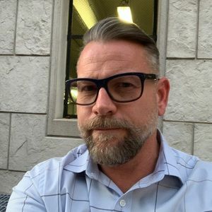 Meet your Posher, James